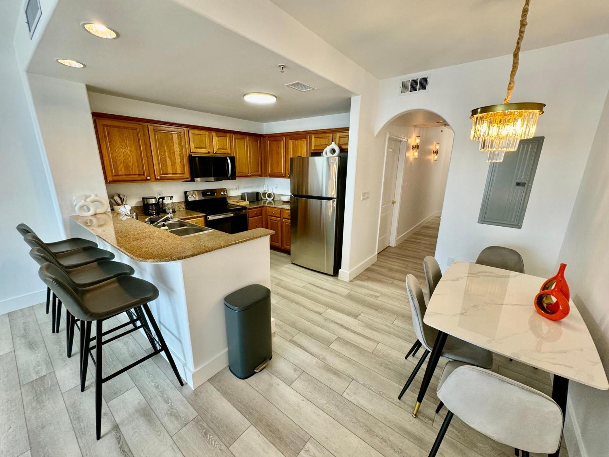 Balcony King Suite - Lake & Pool View Orlando Extérieur photo